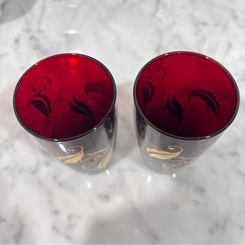 Vintage Anchor Hocking Ruby Red Glass Tumblers with Gold Leaf Motif - Picture 2 of 3
